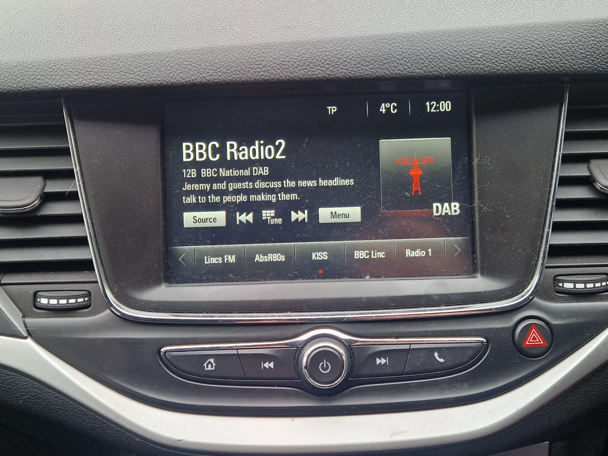 Vauxhall Astra - Image 27