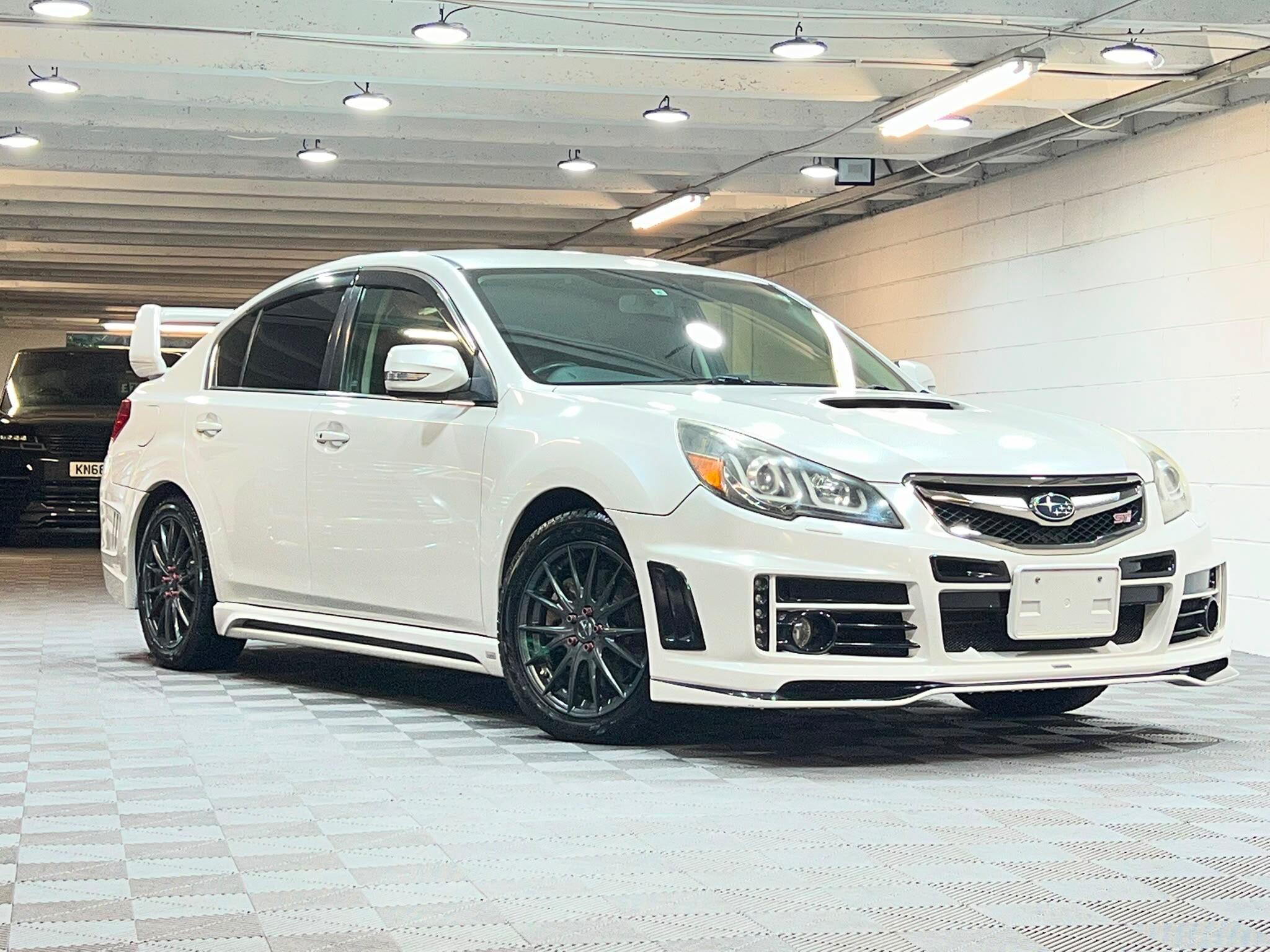 Subaru Legacy - Image 7