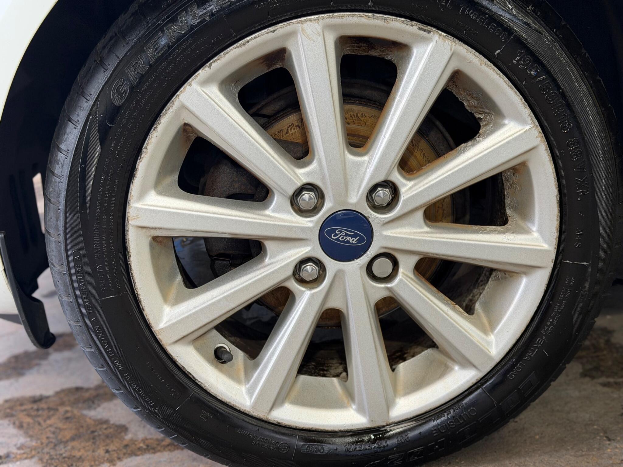 Ford Fiesta - Image 16