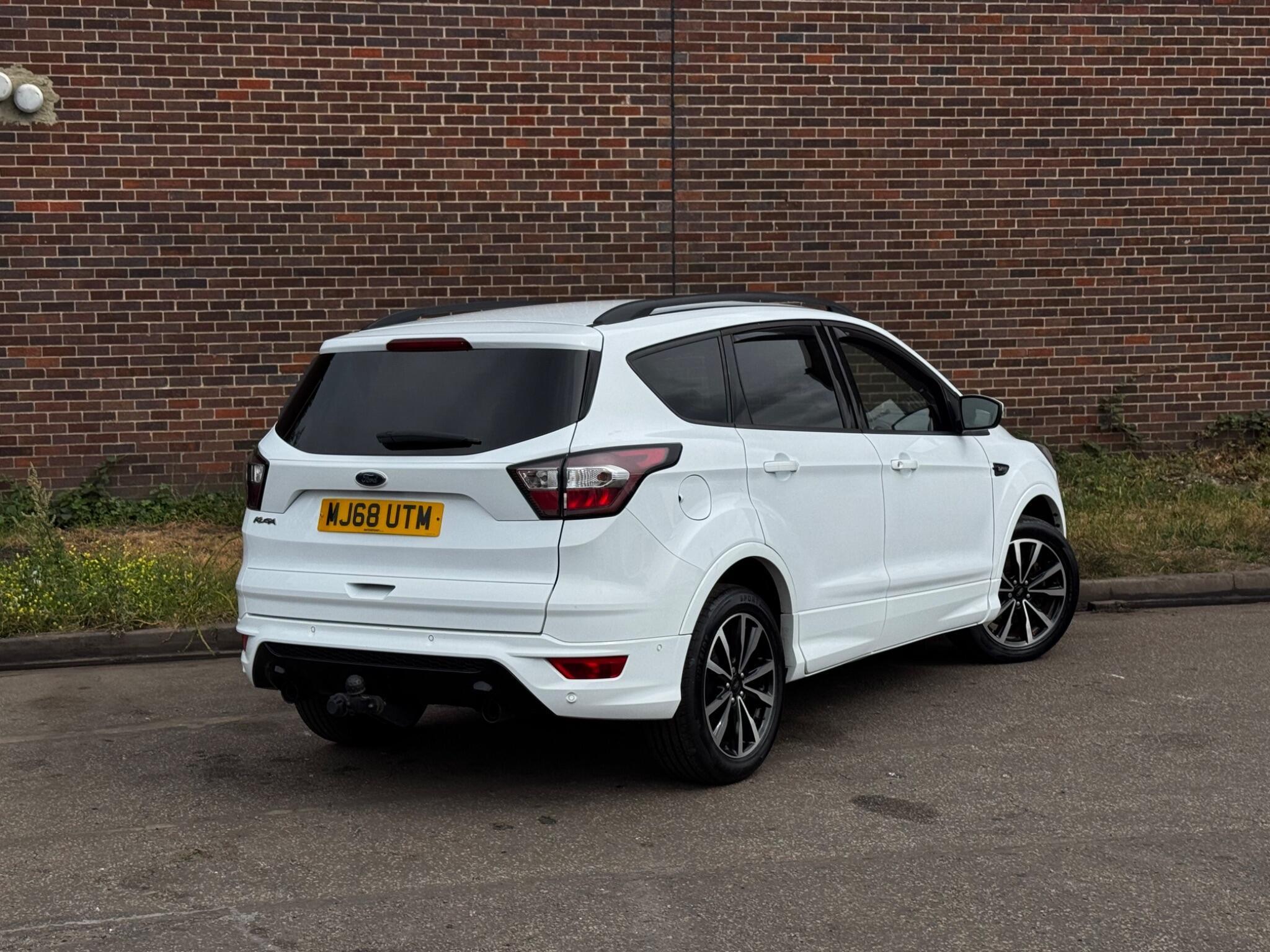 Ford Kuga - Image 6