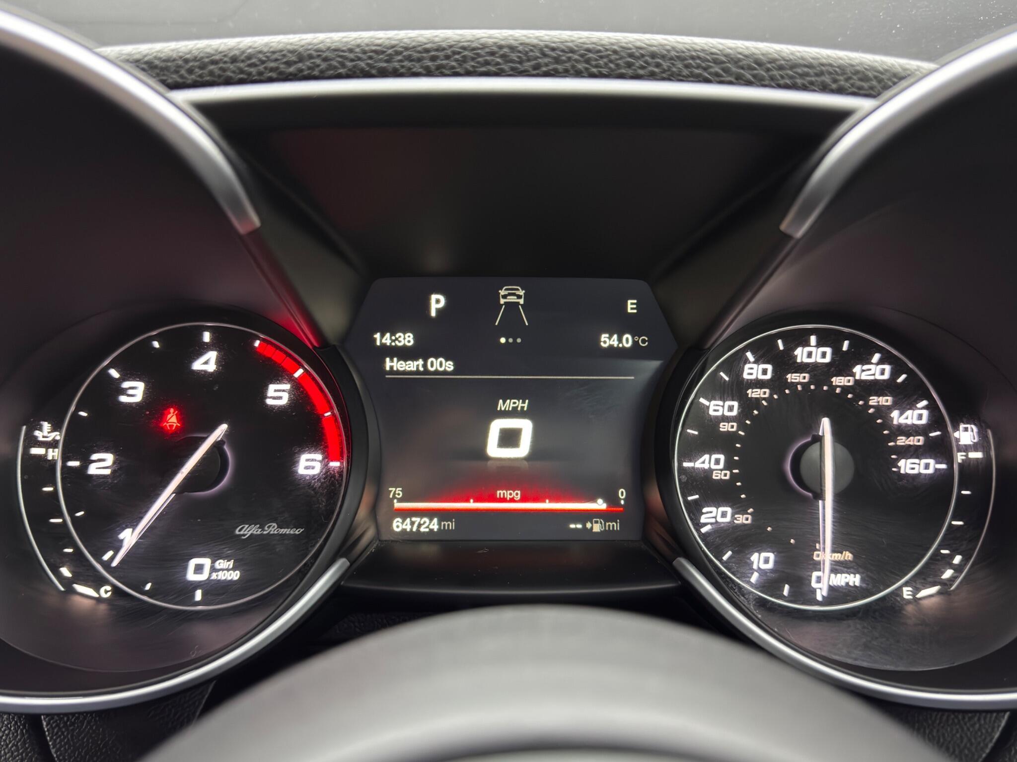 Alfa Romeo Giulia - Image 22