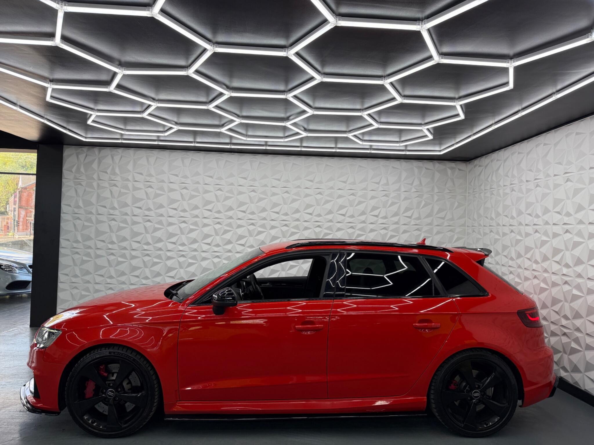 Audi RS3 - Image 7
