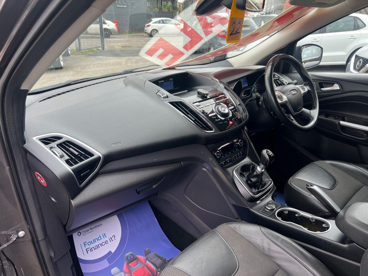 Ford Kuga - Image 24