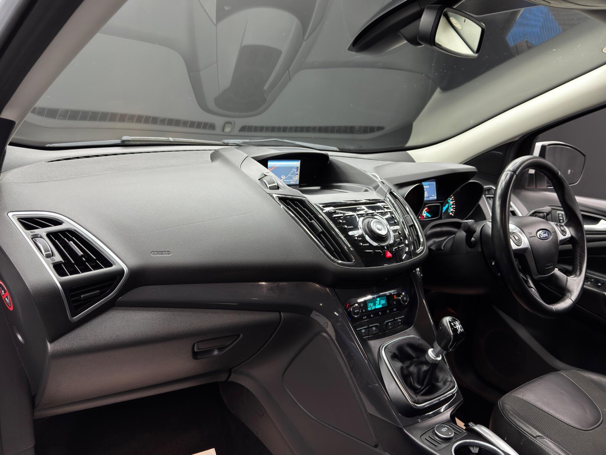 Ford Kuga - Image 11