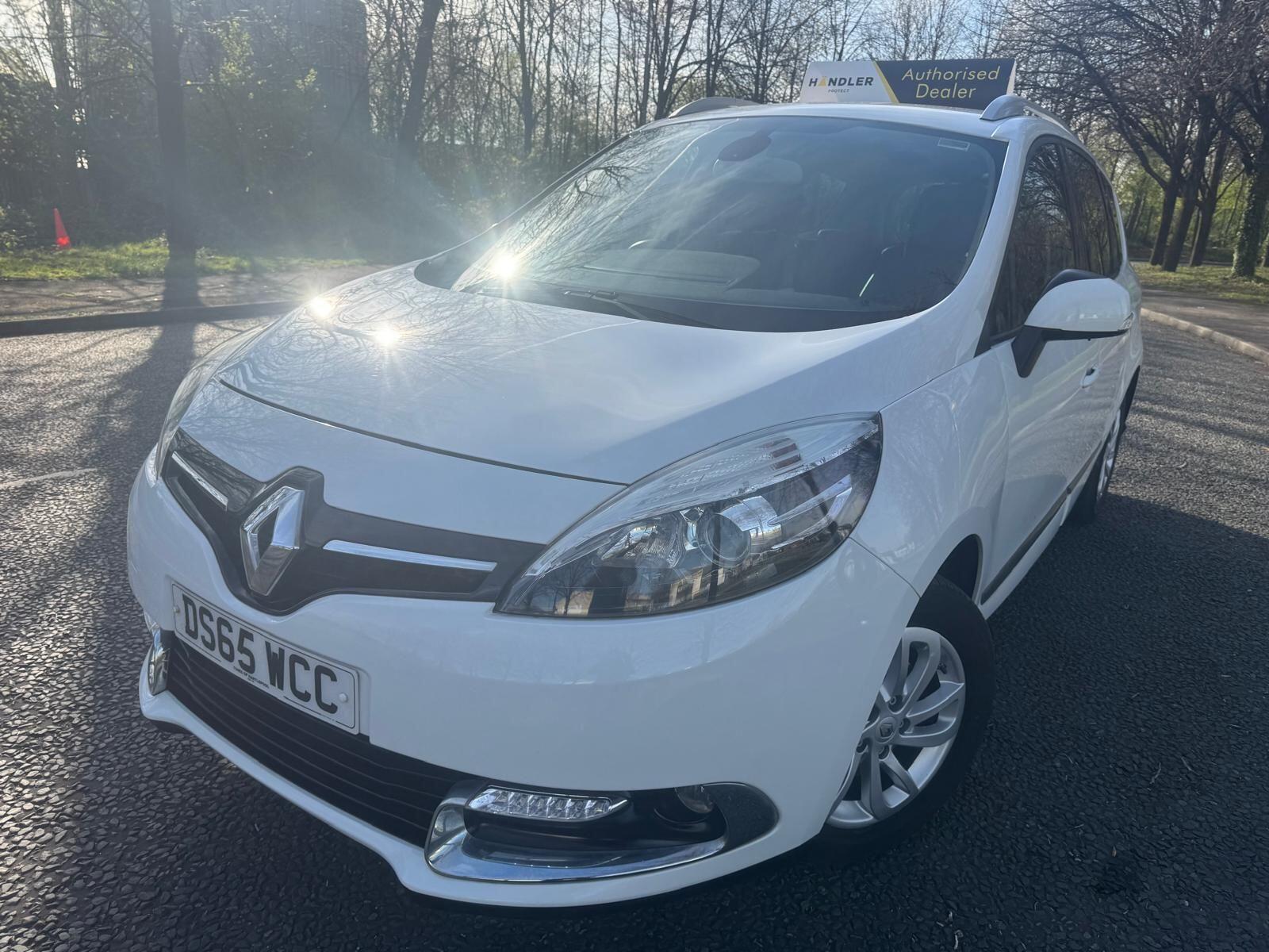 Renault Grand Scenic - Image 9