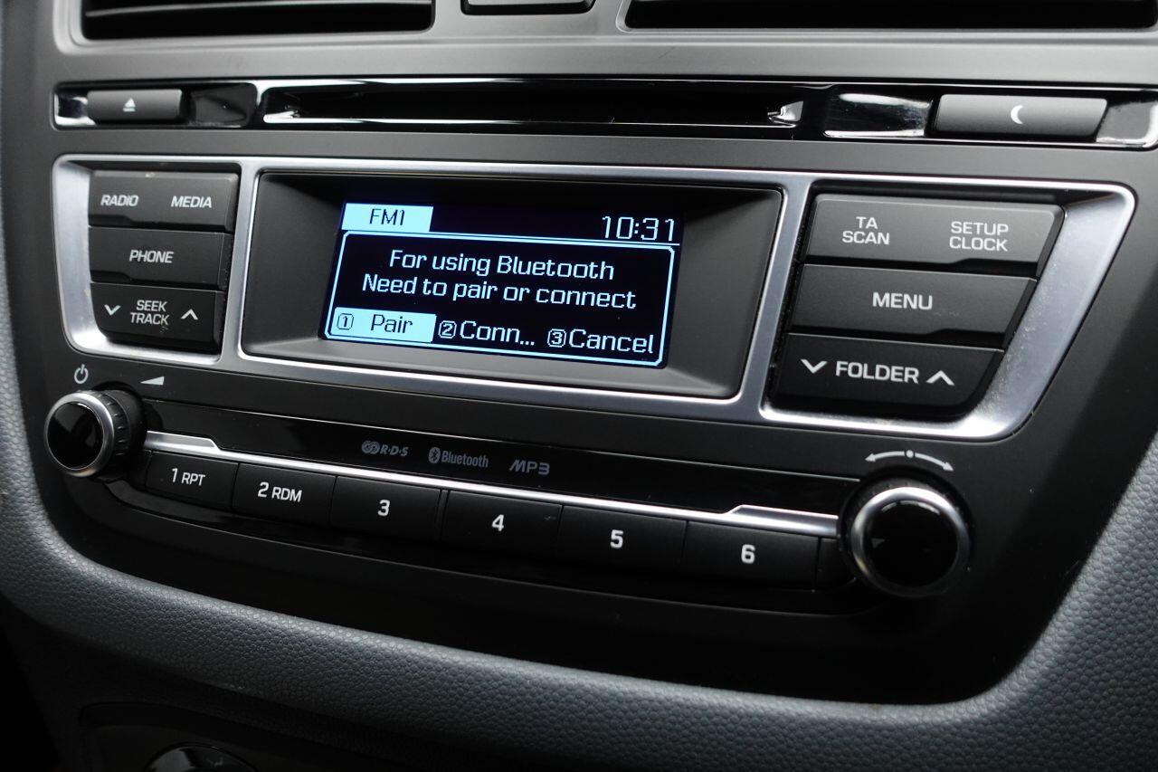 Hyundai i20 - Image 2