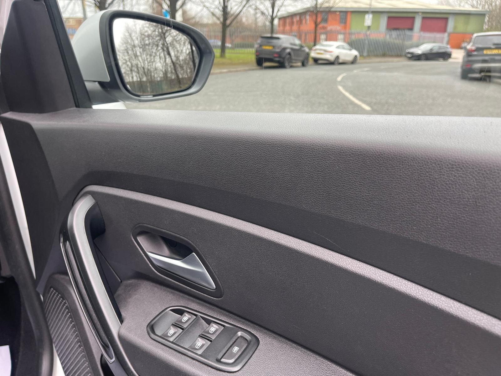 Dacia Duster - Image 32