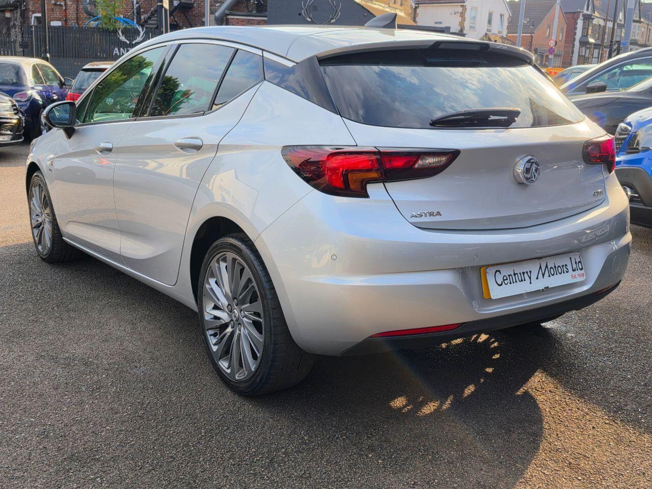 Vauxhall Astra - Image 13