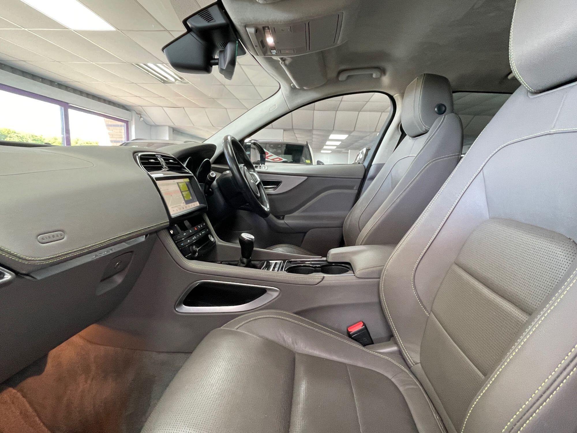 Jaguar F-Pace - Image 33