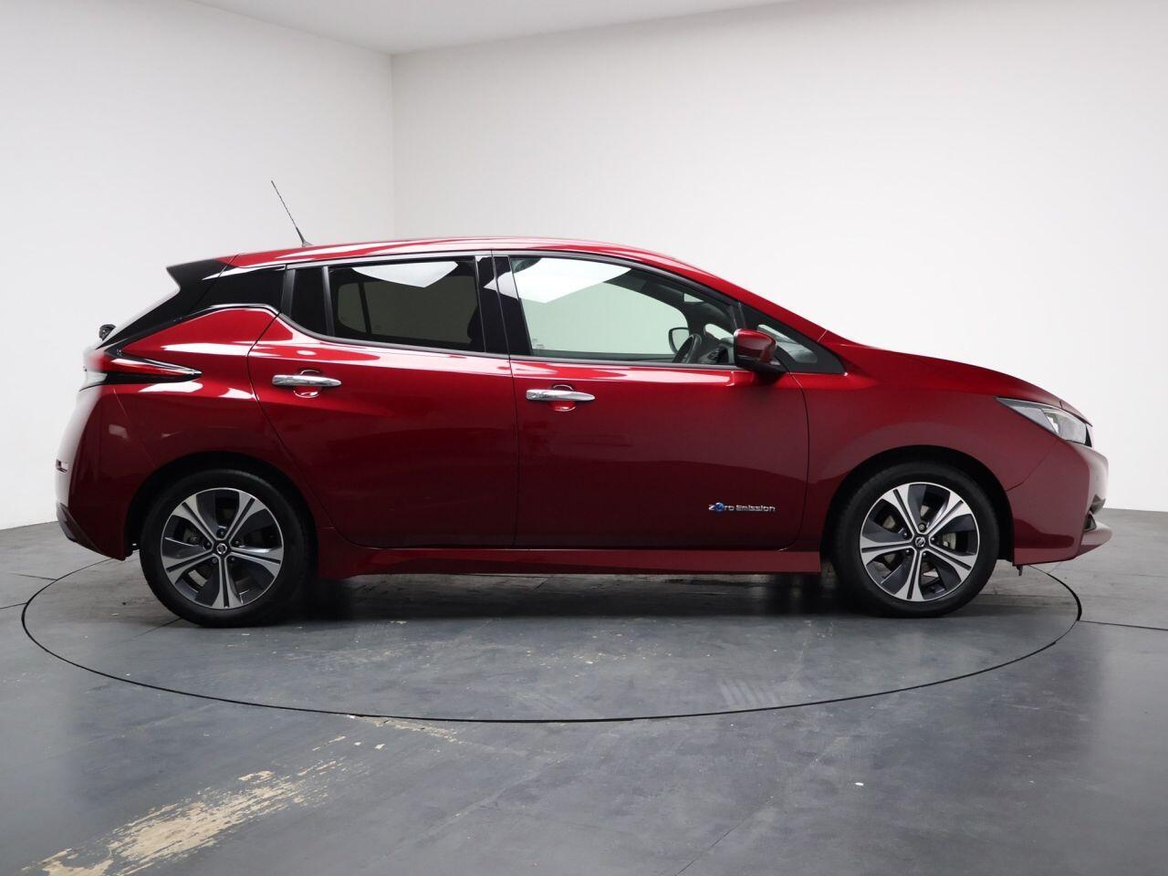 Nissan Leaf - Image 14