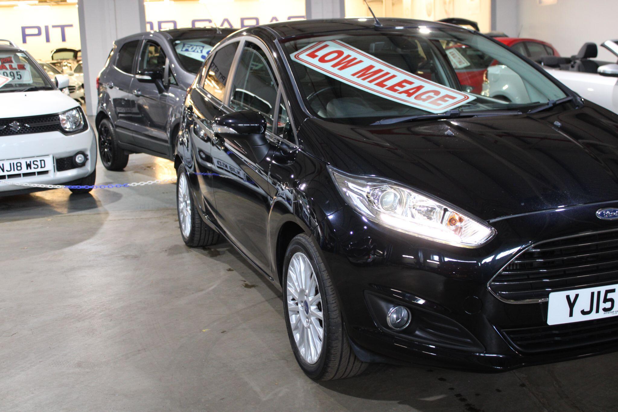 Ford Fiesta - Image 11