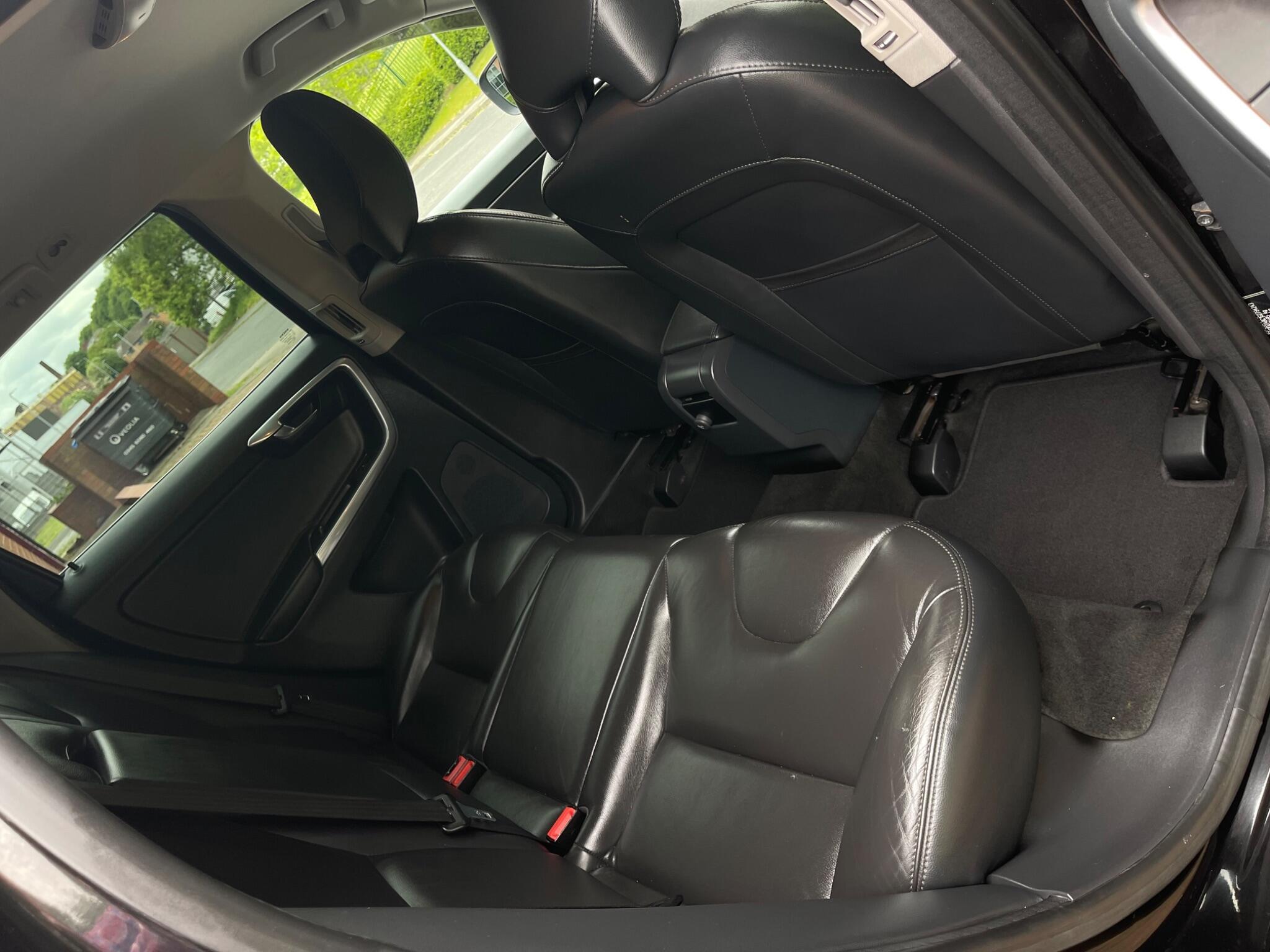 Volvo XC60 - Image 37