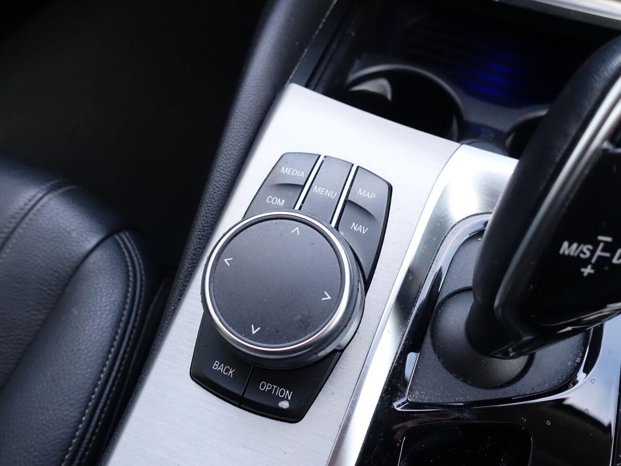 BMW 5 Series - Image 30