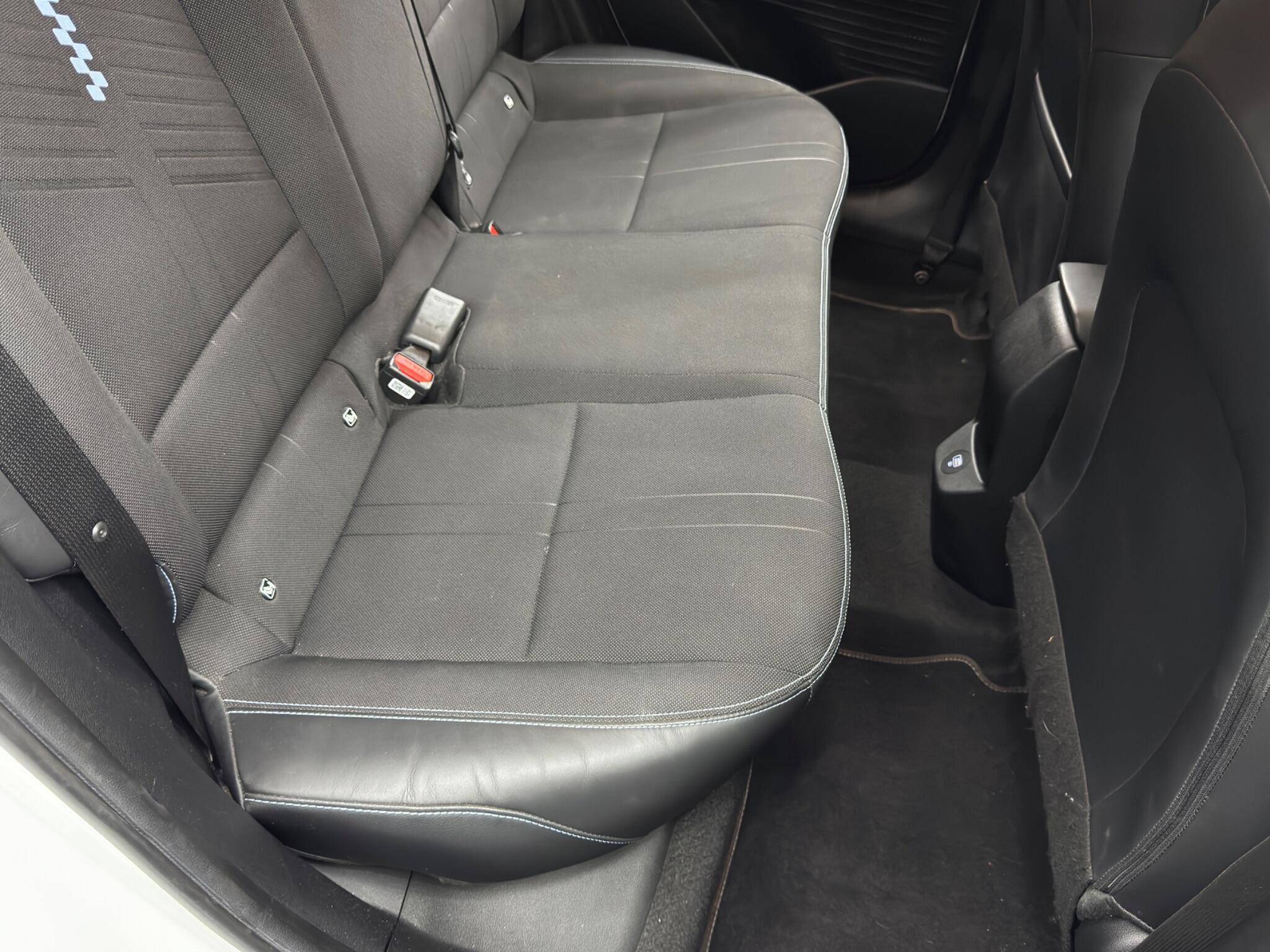 Hyundai i20 - Image 15