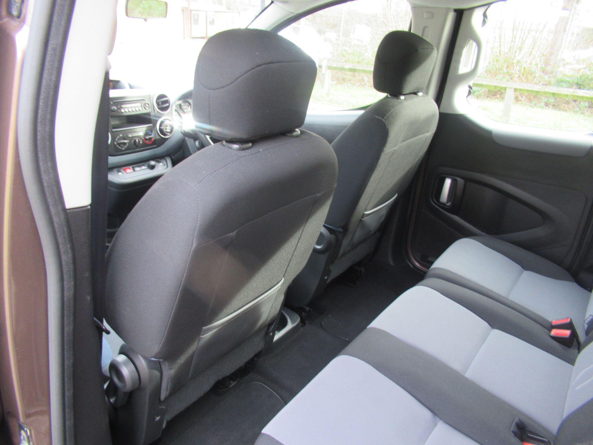 Peugeot Partner Tepee - Image 18