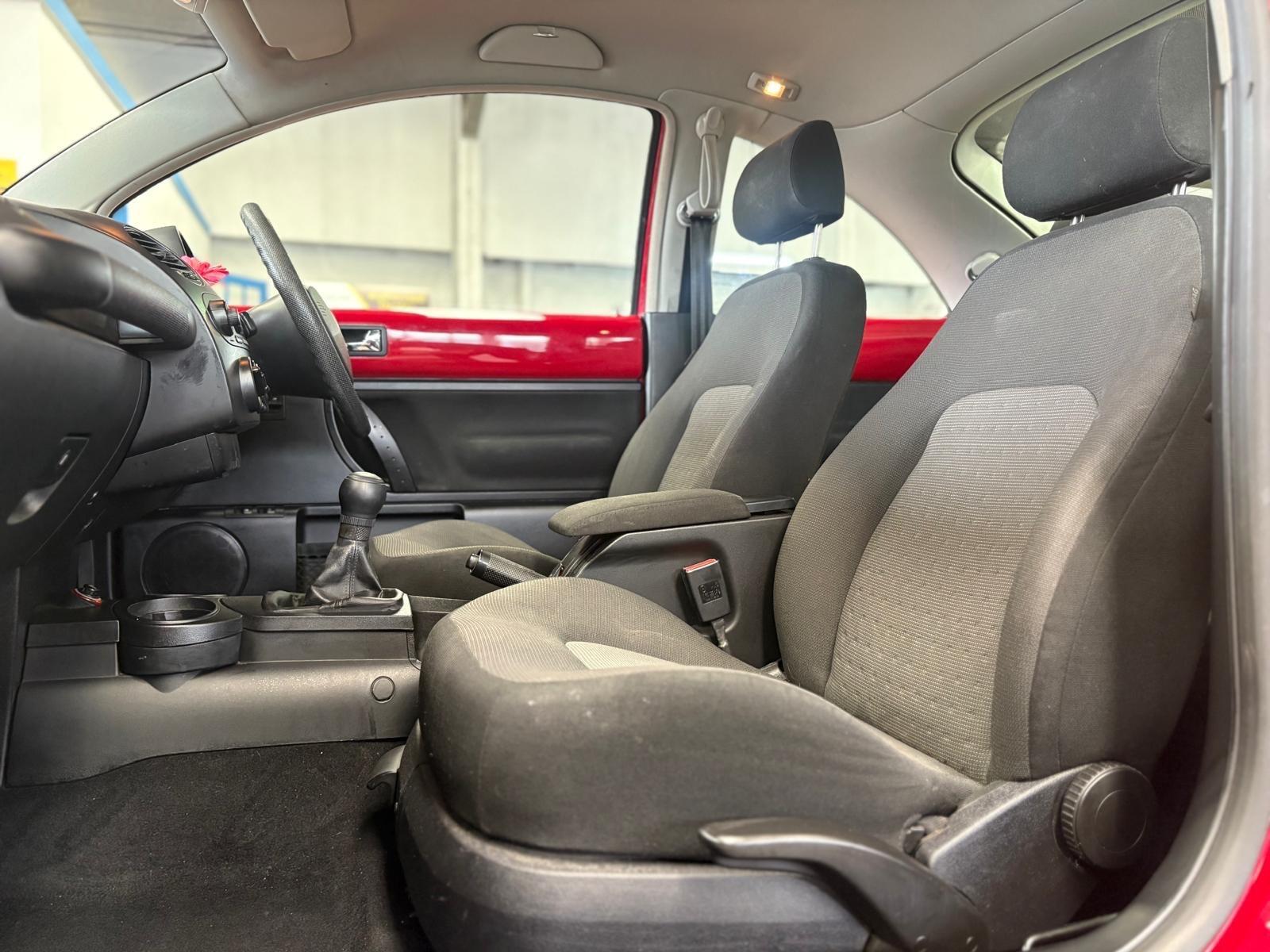 Volkswagen Beetle - Image 20