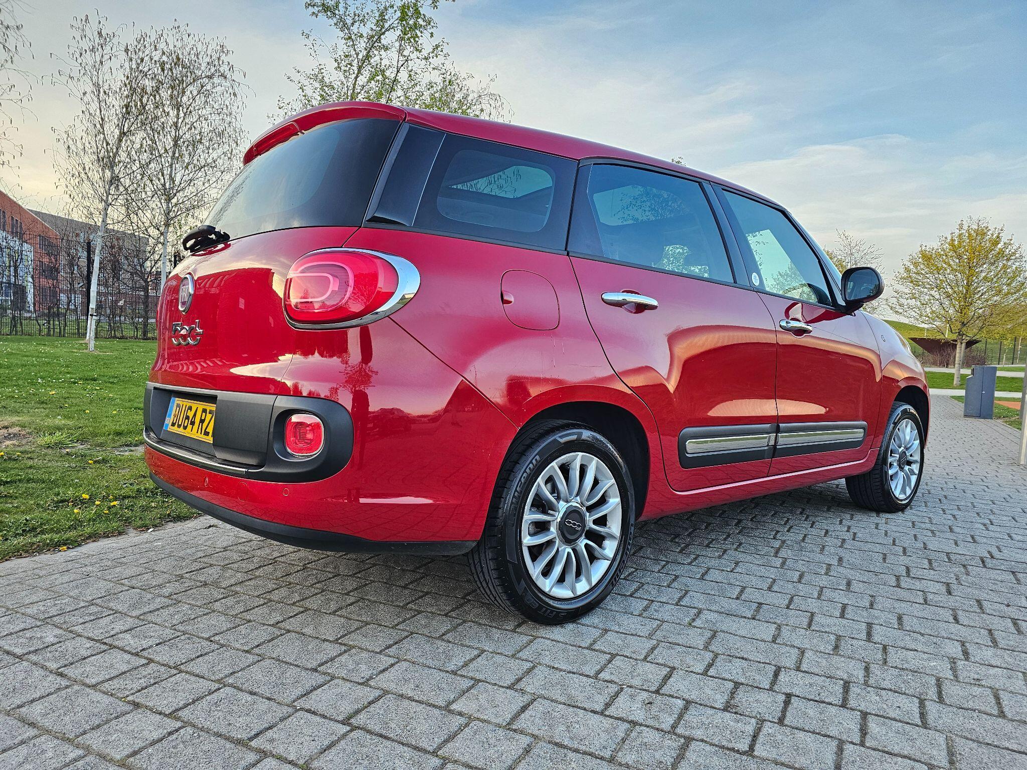 Fiat 500L - Image 16