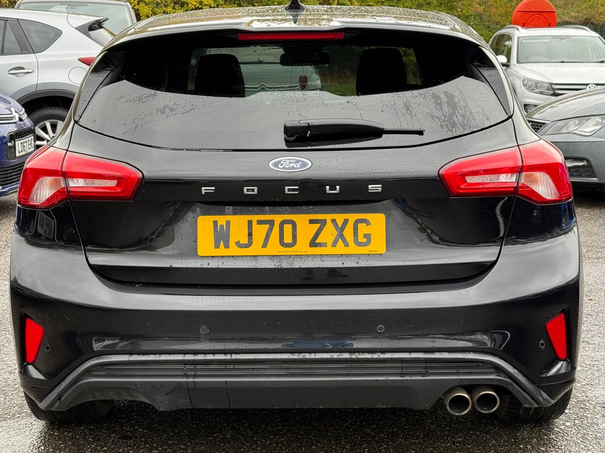 Ford Focus - Image 15