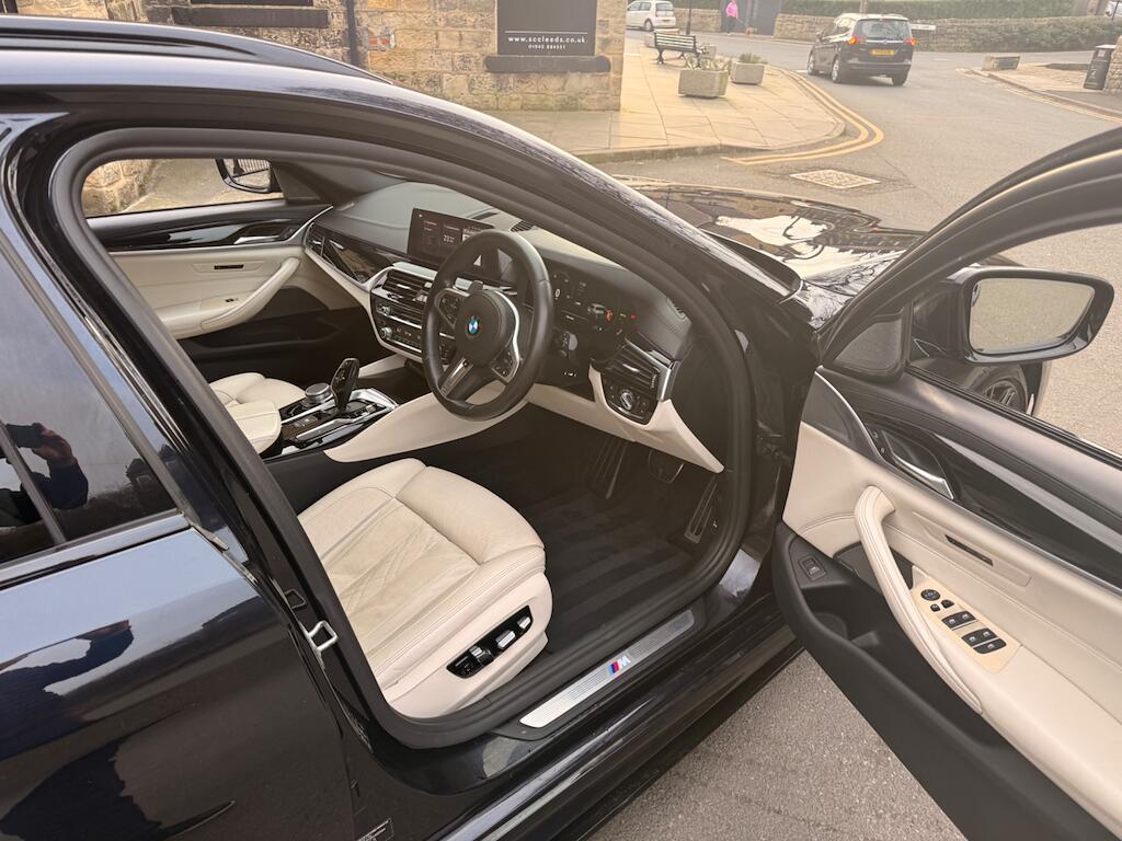 BMW 5 Series - Image 33