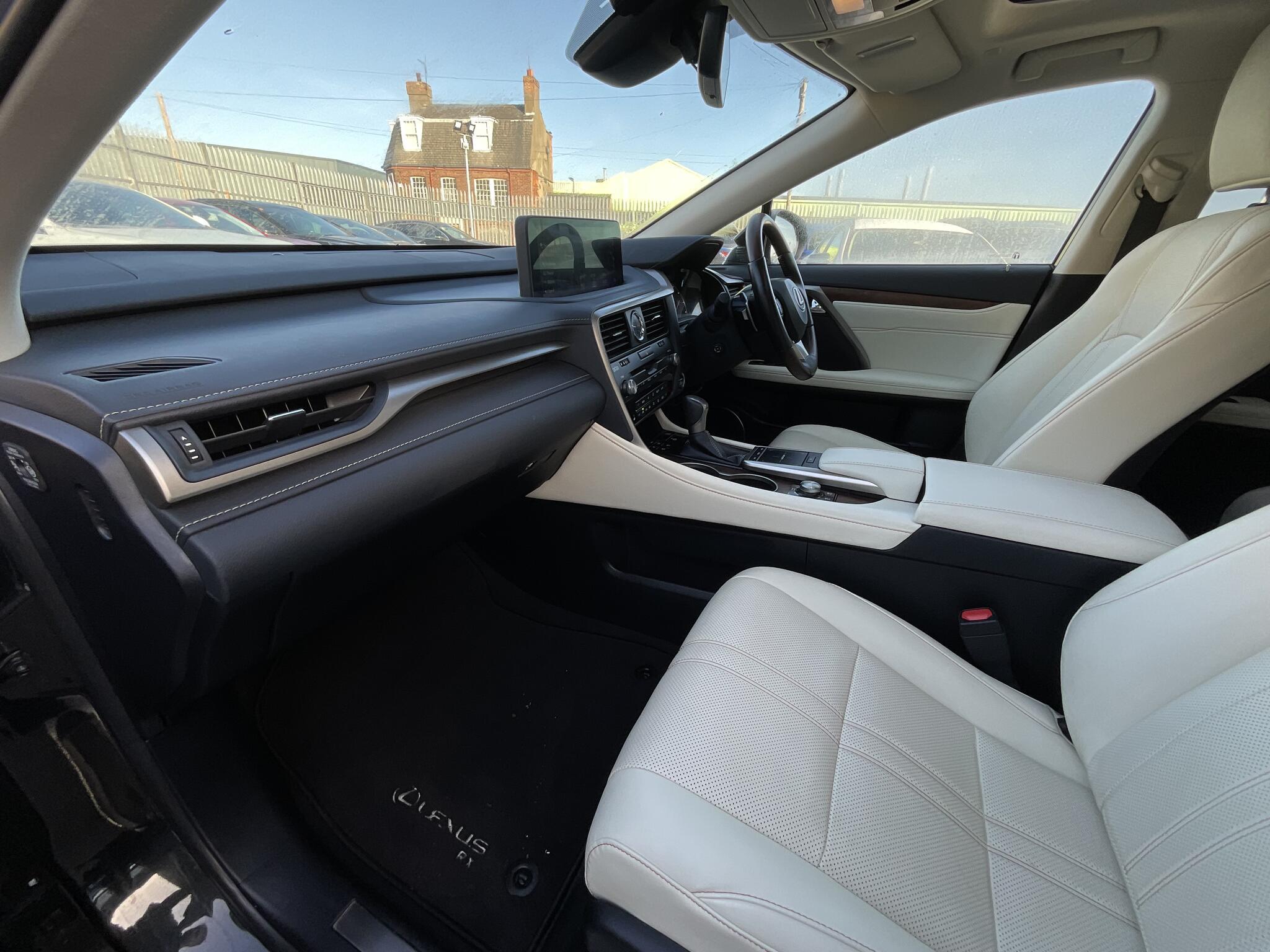 Lexus Rxl - Image 18