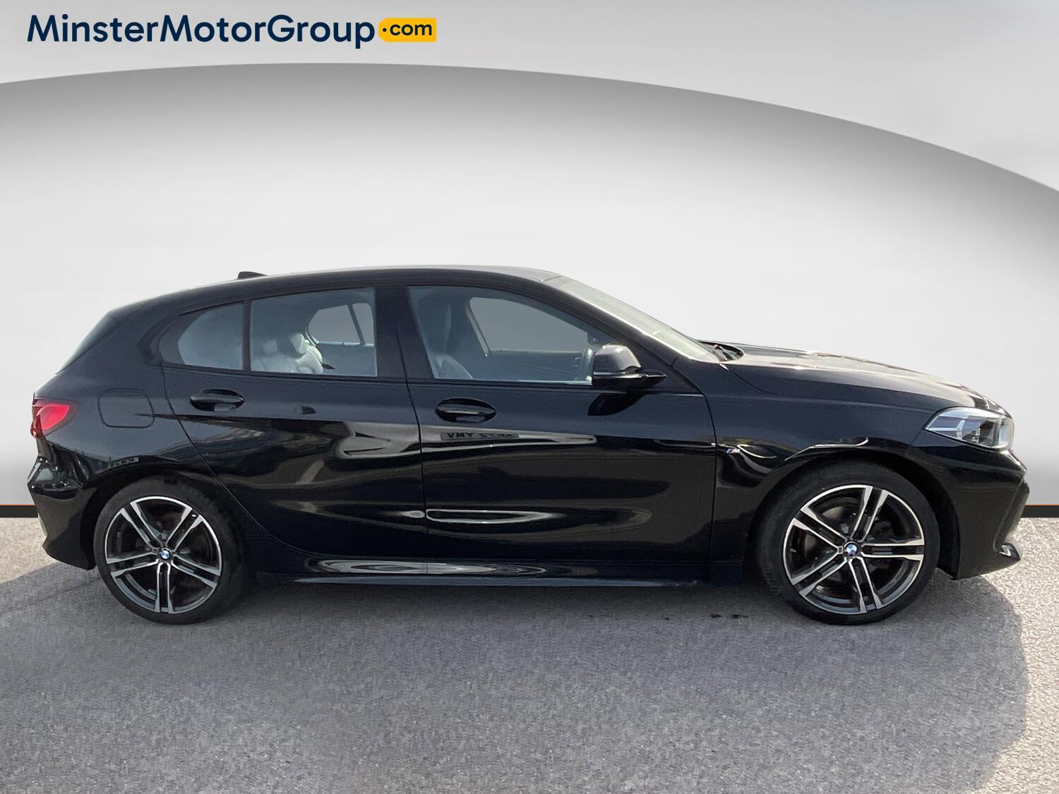 BMW 1 Series - Image 2