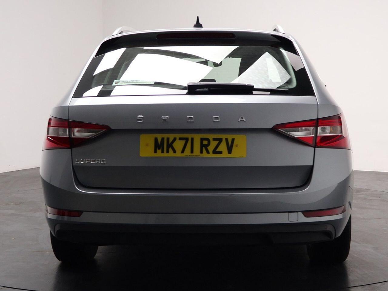 Skoda Superb - Image 22