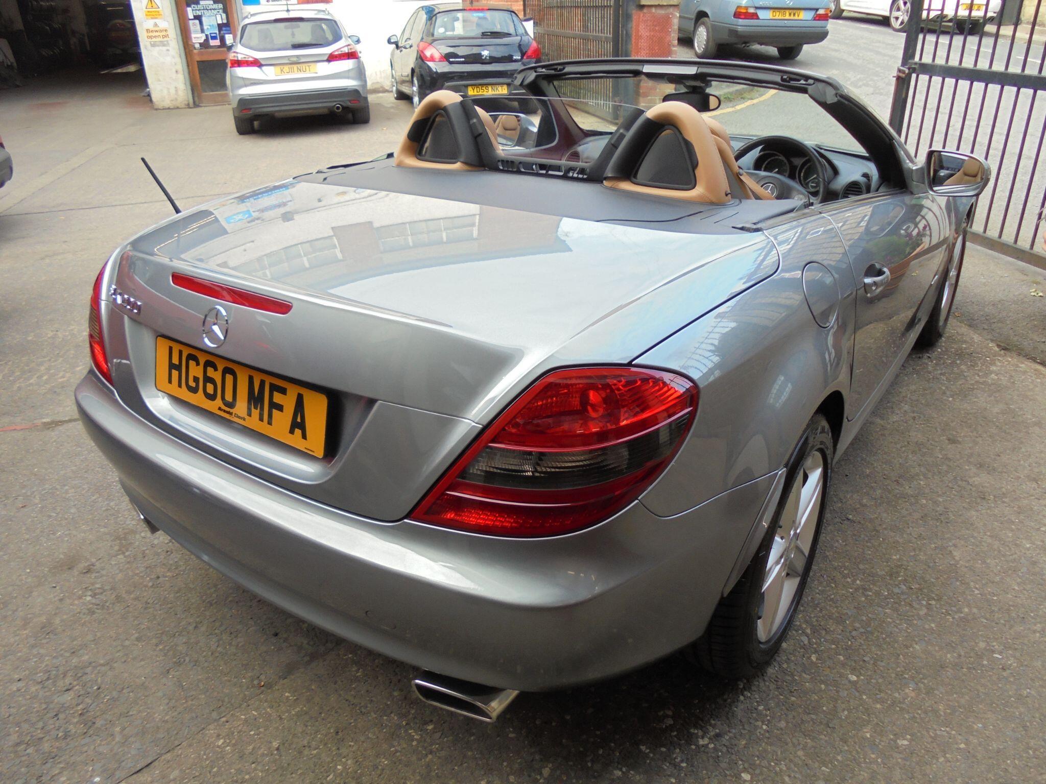 Mercedes SLK - Image 9