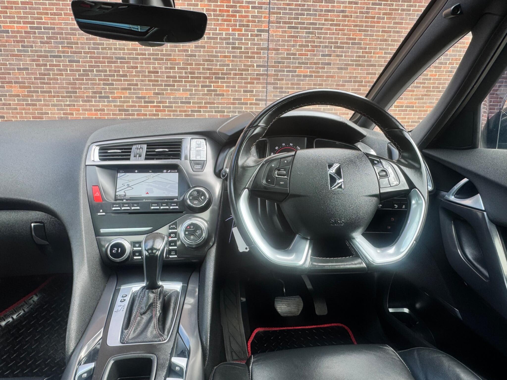 DS AUTOMOBILES DS 5 - Image 7