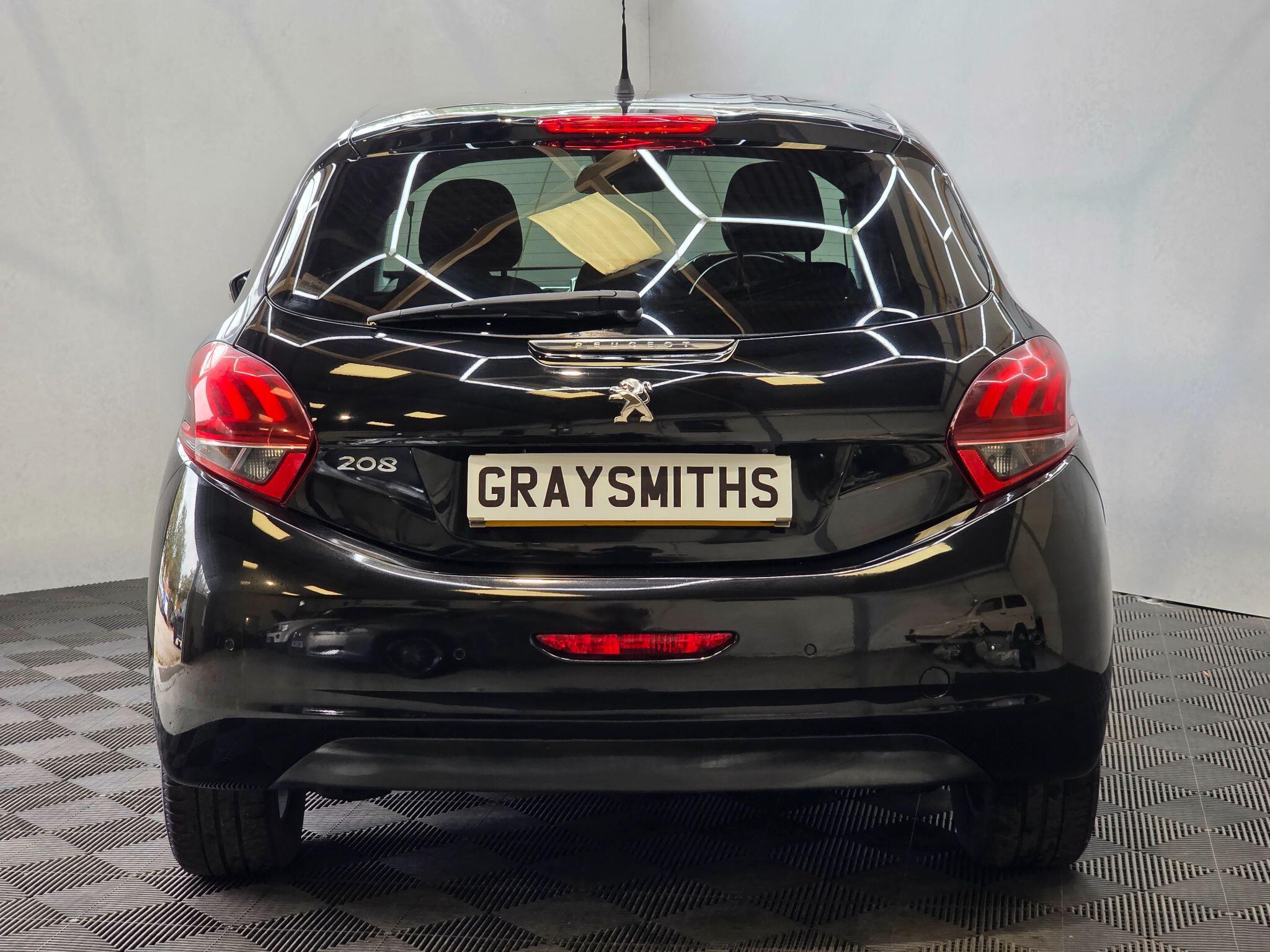 Peugeot 208 - Image 8