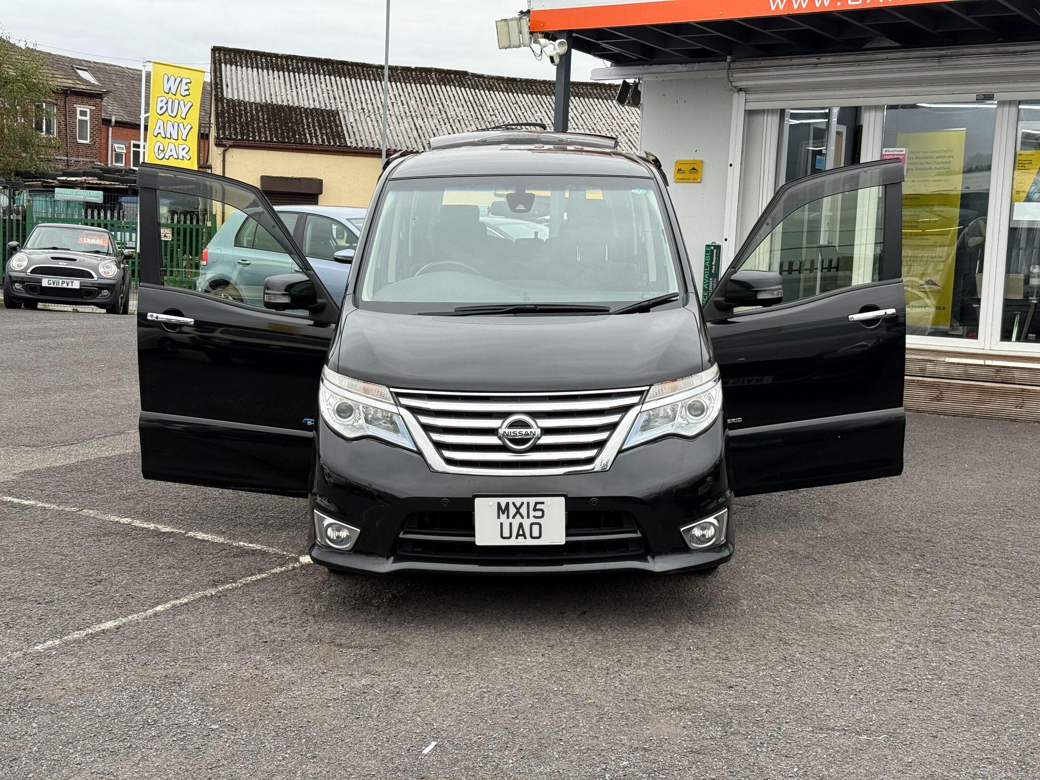 Nissan Serena - Image 2