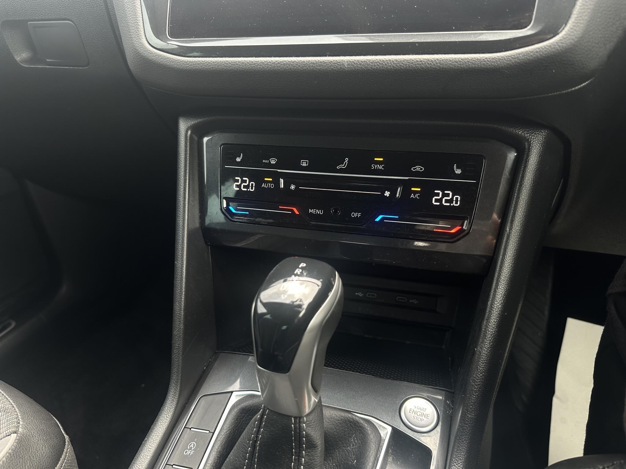 Volkswagen Tiguan - Image 14