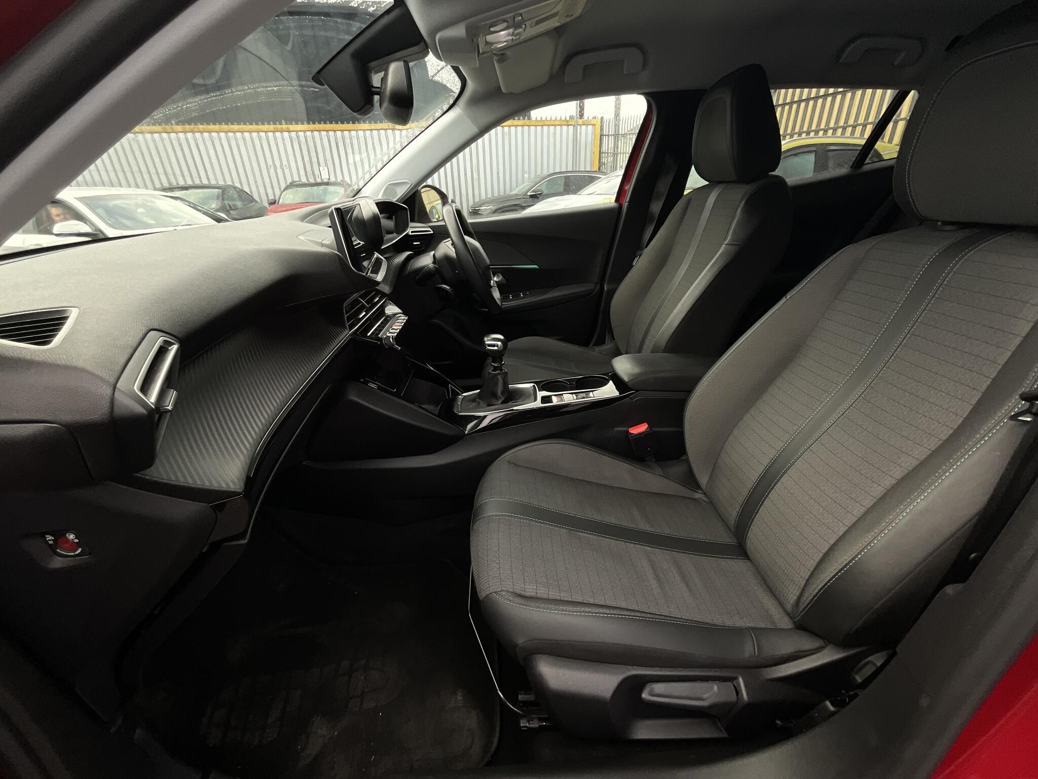 Peugeot 2008 - Image 16