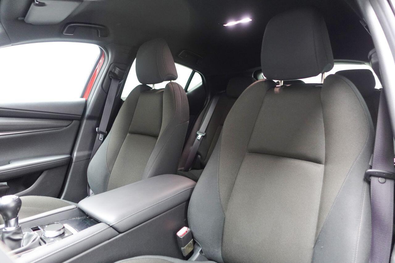 Mazda MAZDA3 - Image 17