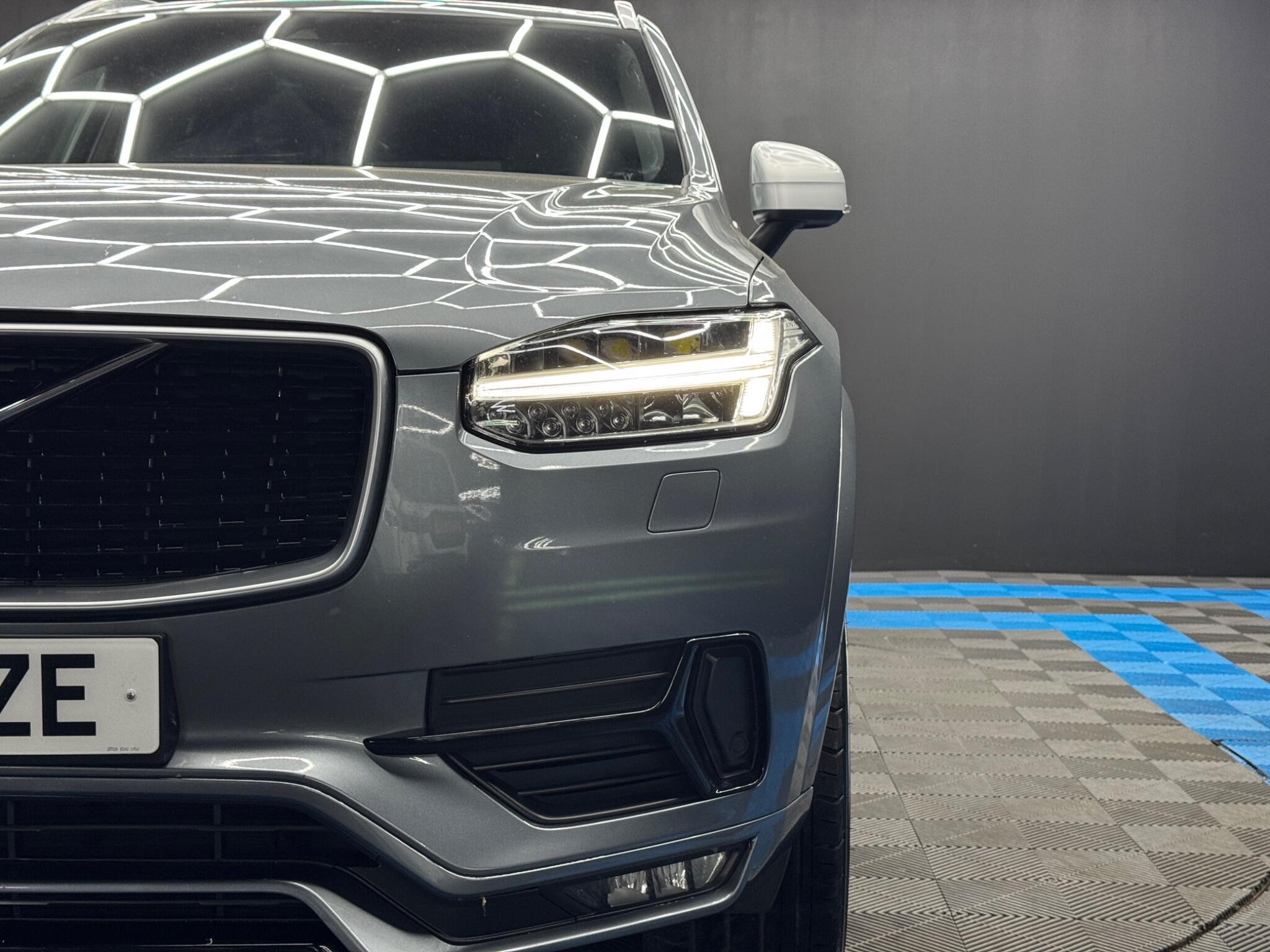 Volvo XC90 - Image 46