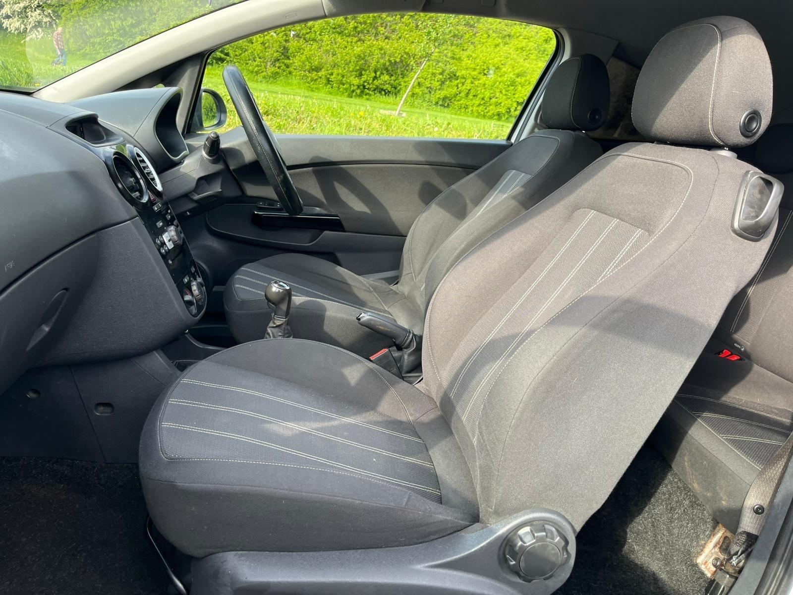 Vauxhall Corsa - Image 8