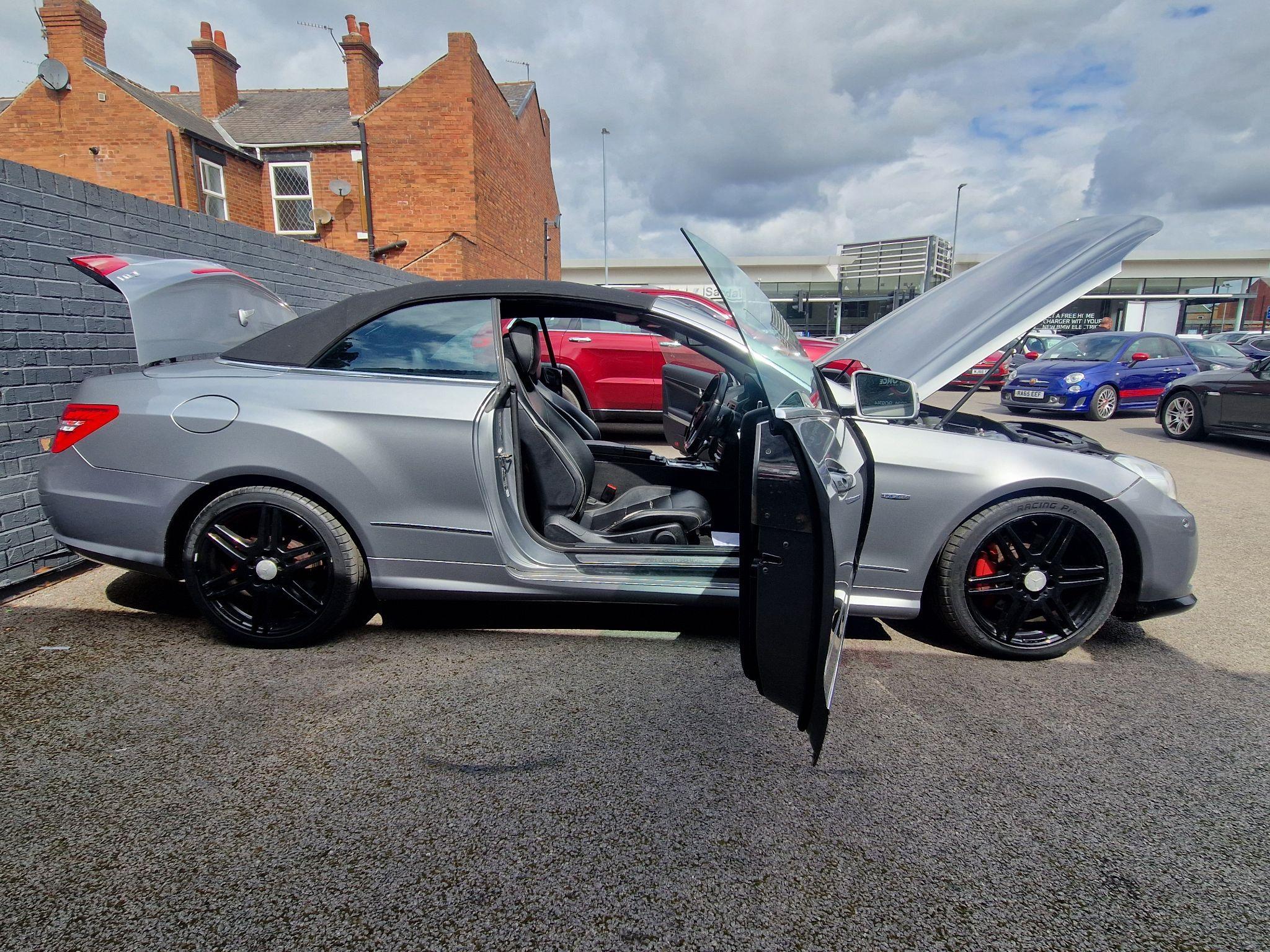 Mercedes E Class - Image 27