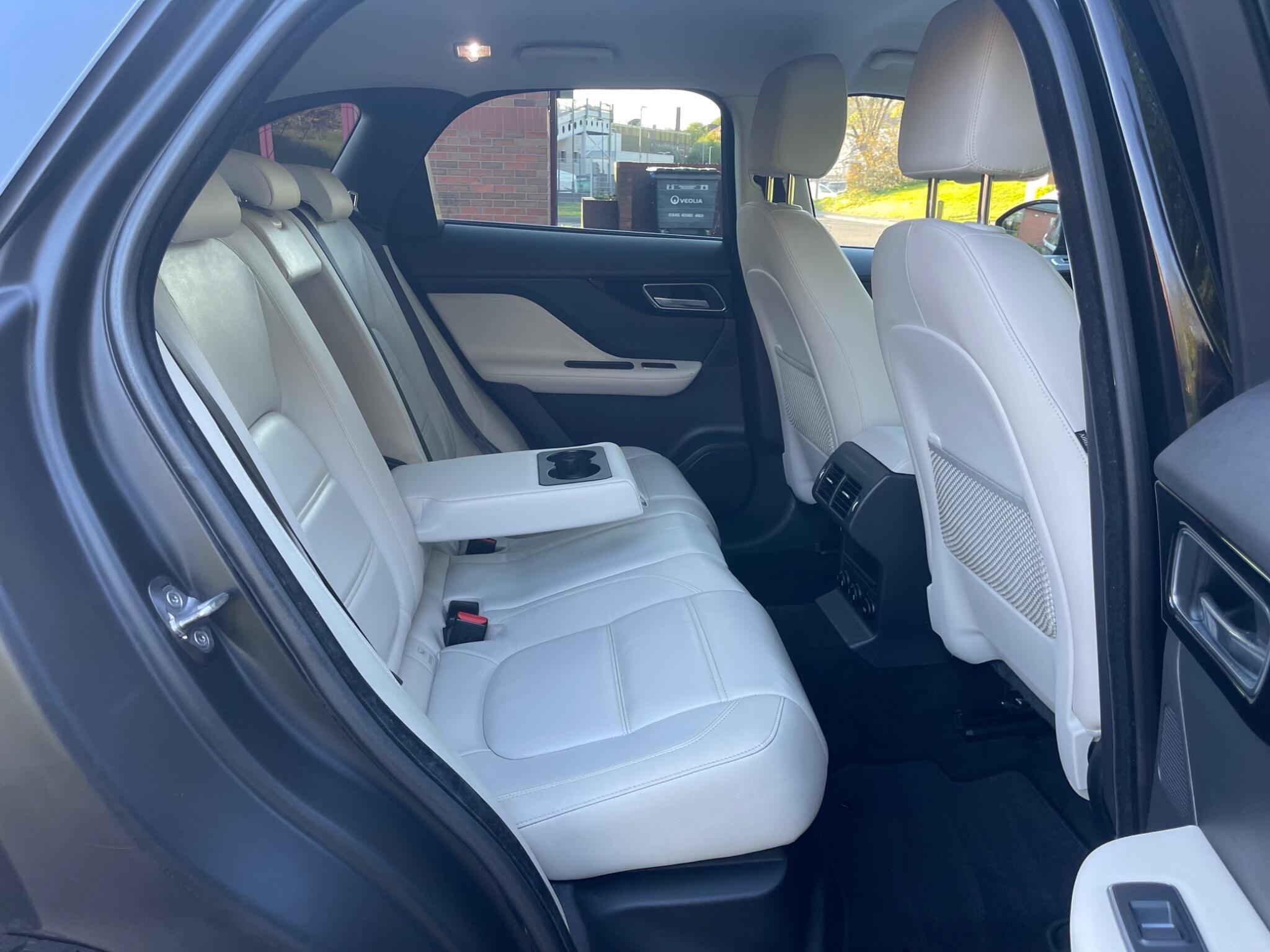 Jaguar F-Pace - Image 25