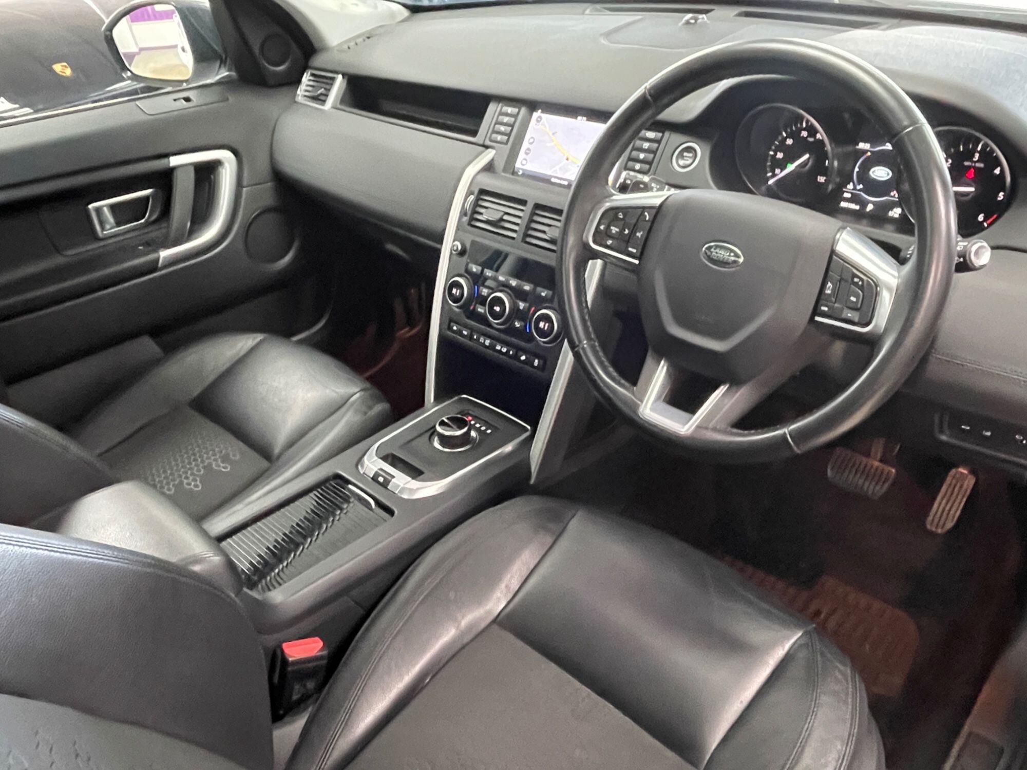 Land Rover DISCOVERY SPORT - Image 24