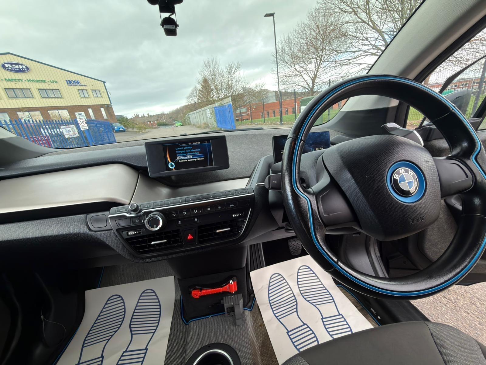 BMW i3 - Image 29