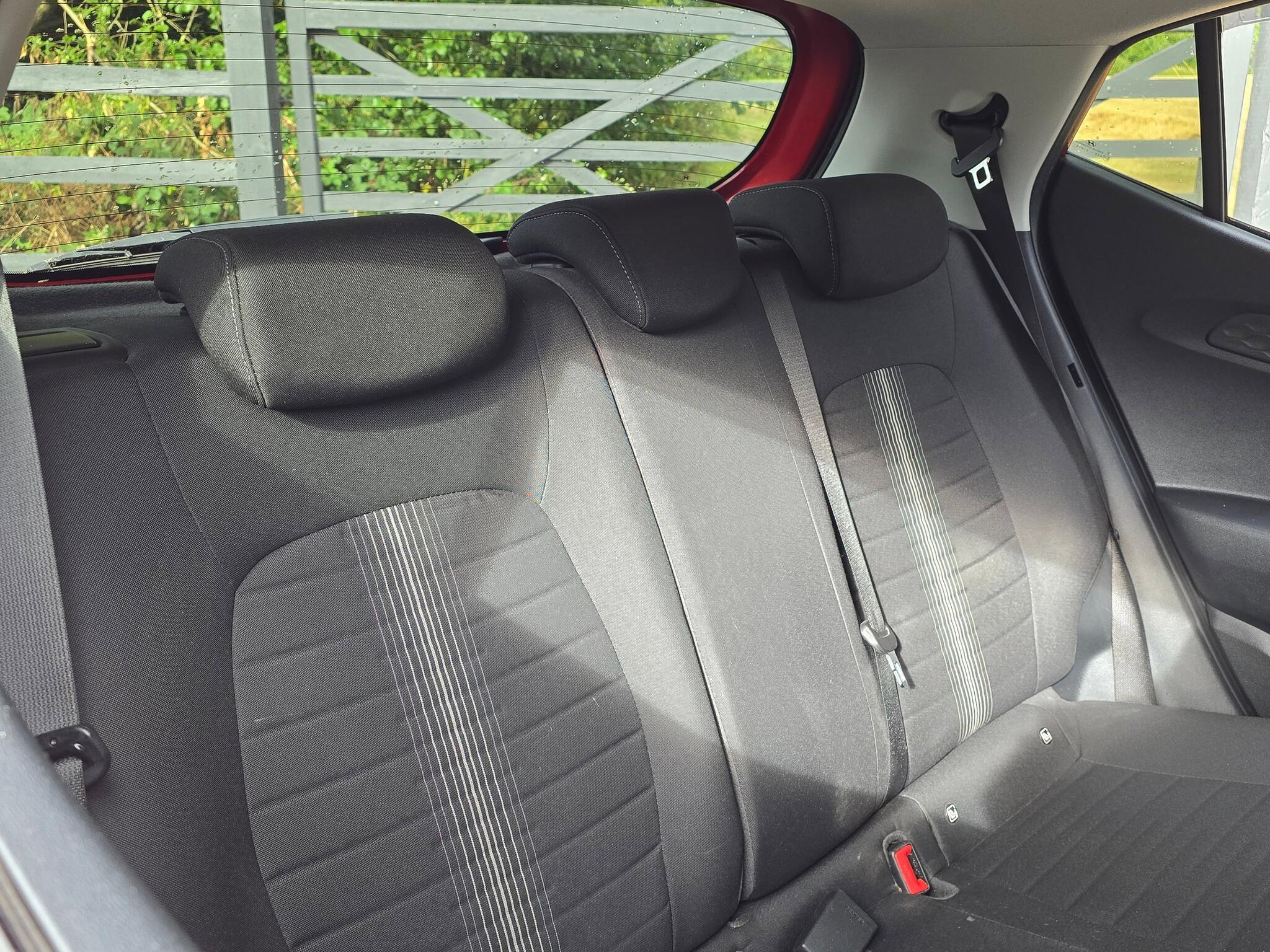 Hyundai i10 - Image 6