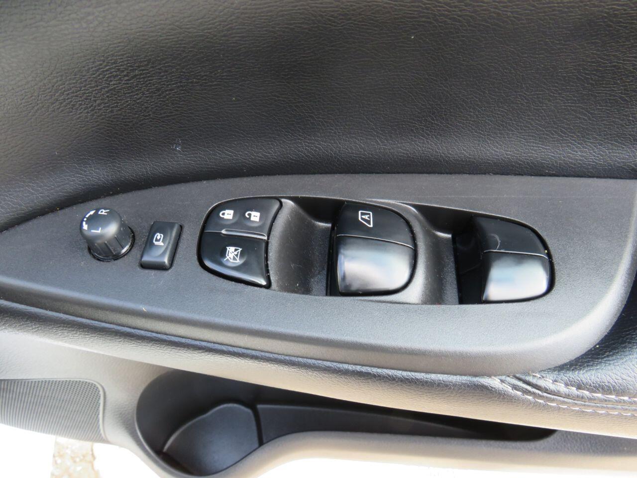 Nissan Pulsar - Image 20