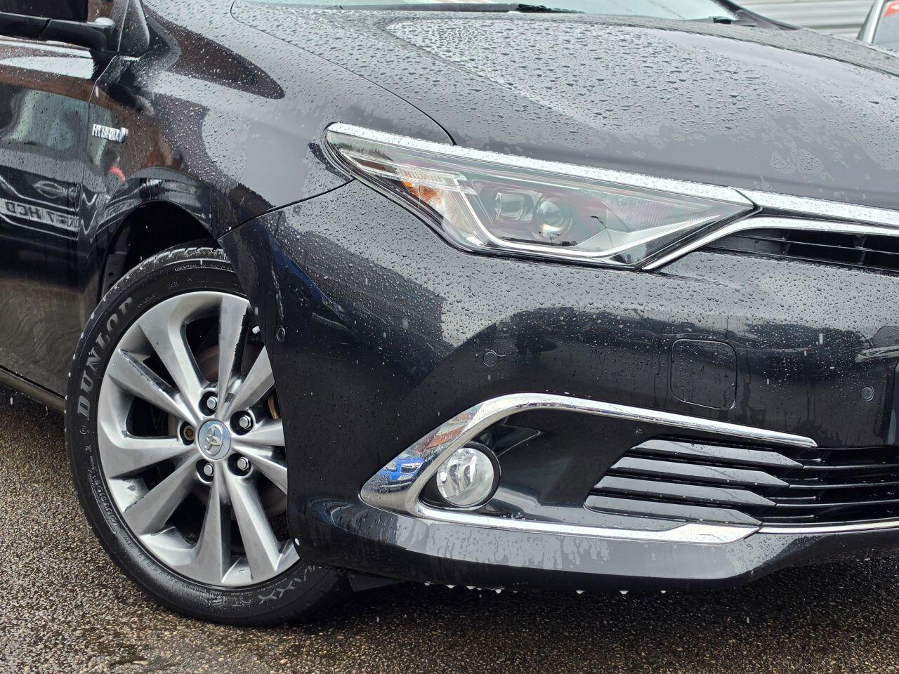 Toyota Auris - Image 8
