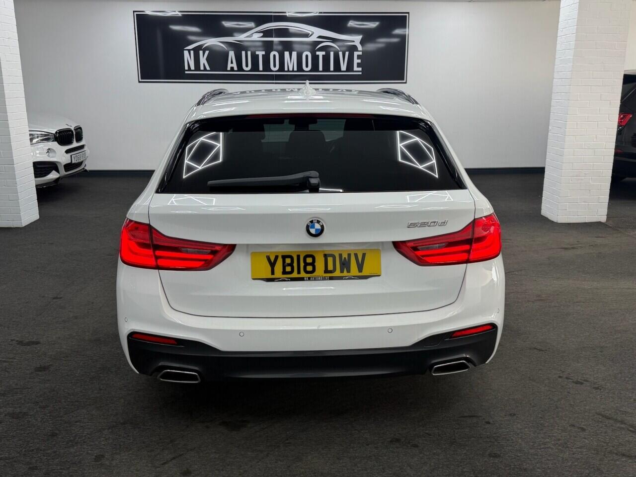 BMW 5 Series - Image 5