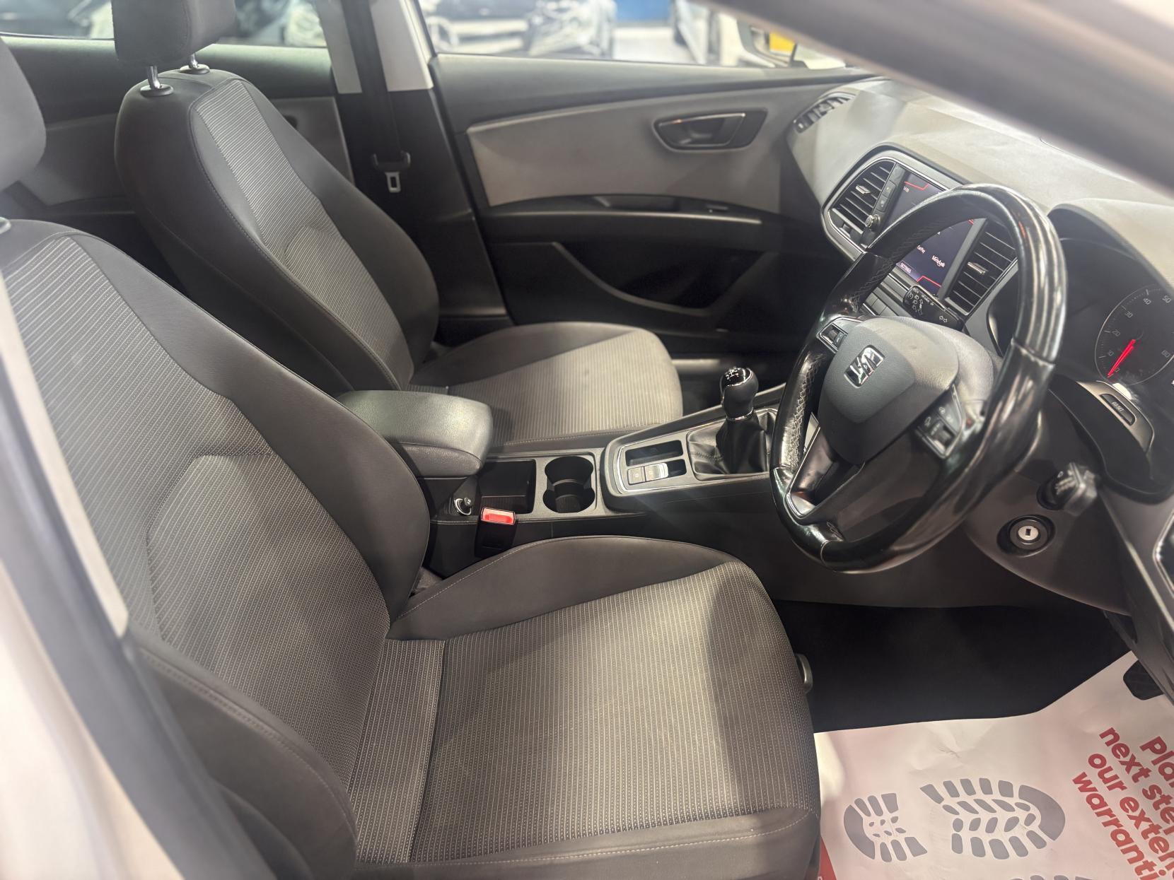 SEAT Leon - Image 19