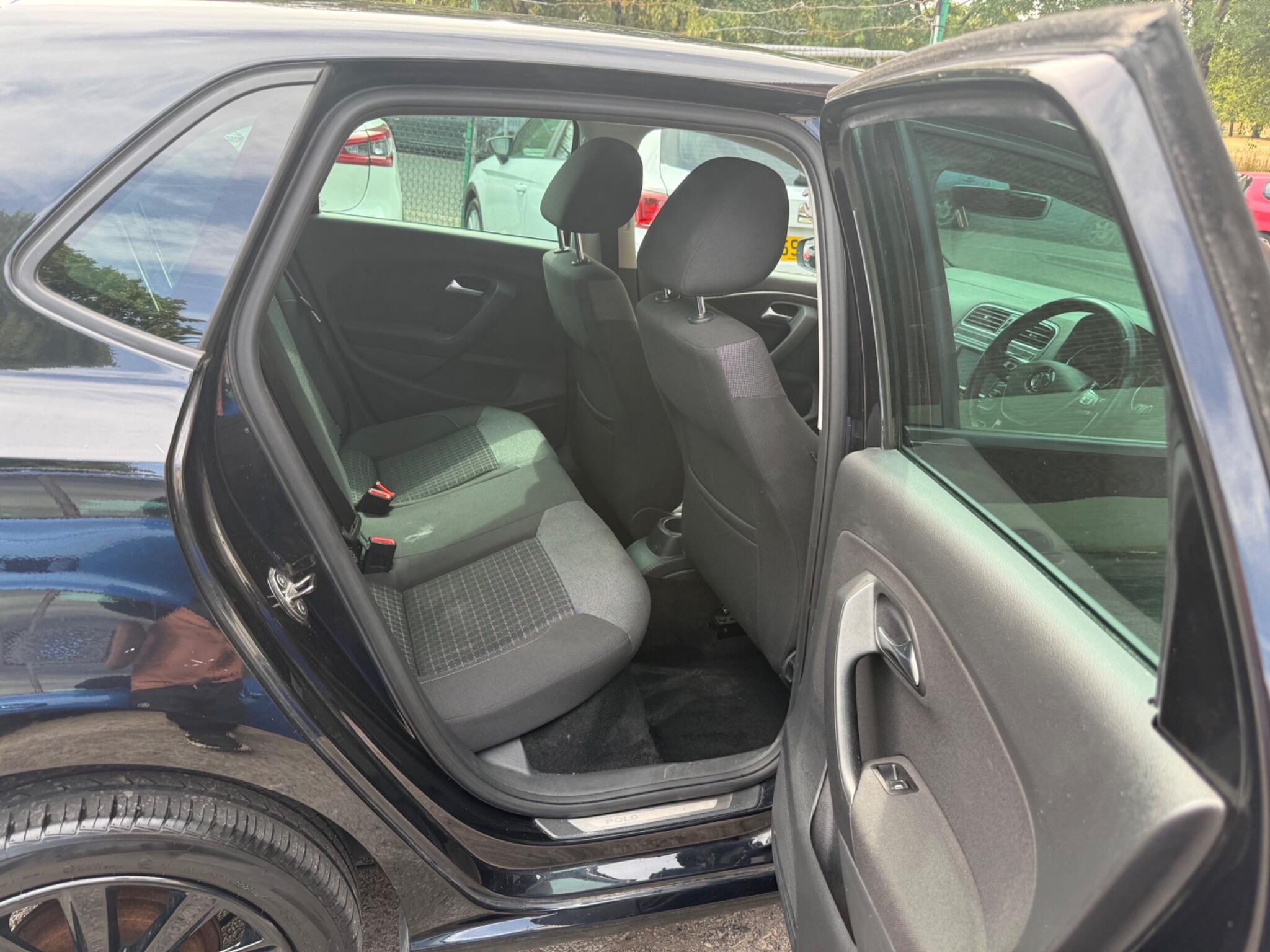 Volkswagen Polo - Image 18