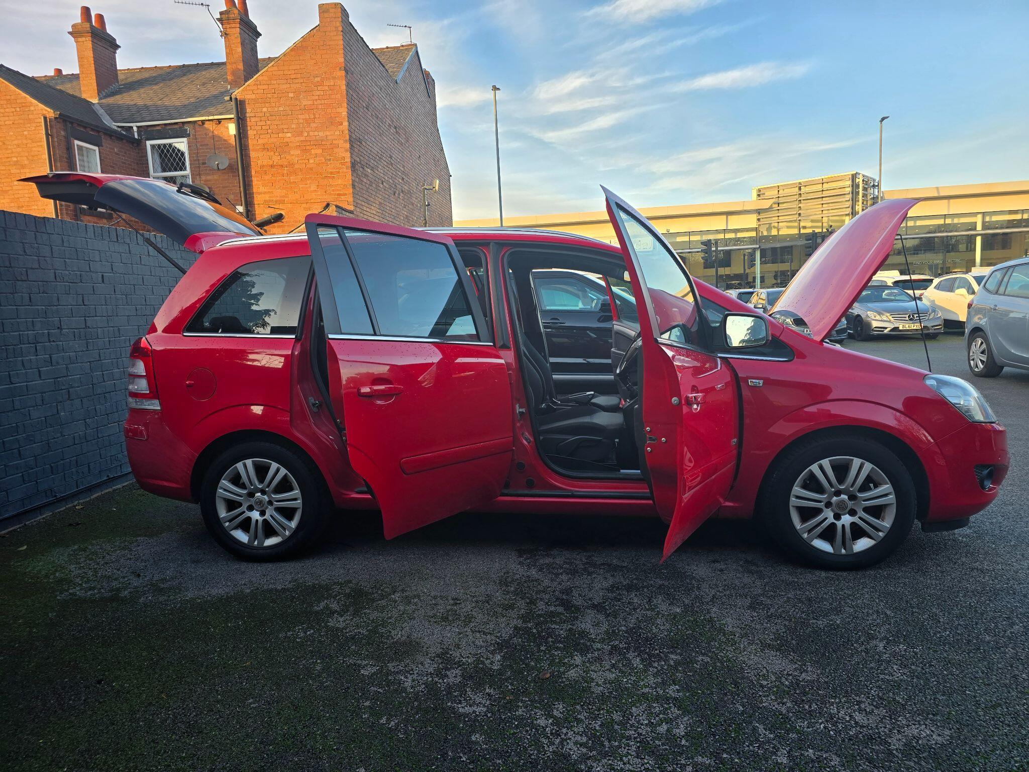 Vauxhall Zafira - Image 21