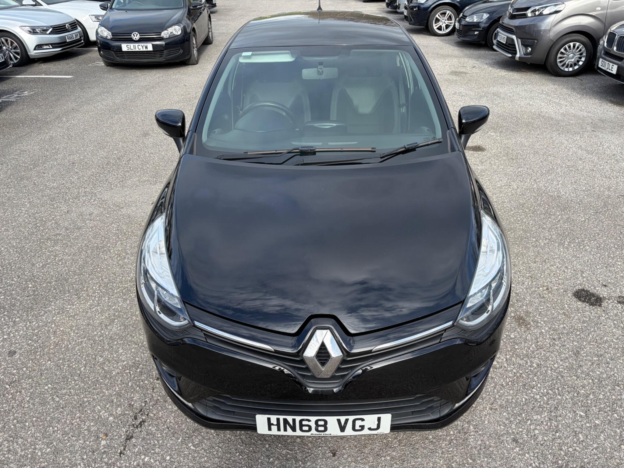 Renault Clio - Image 2