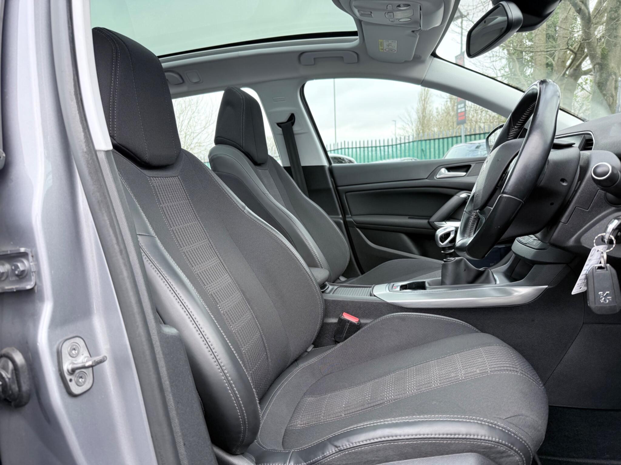 Peugeot 308 SW - Image 35