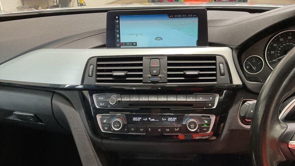 BMW 4 Series - Image 2