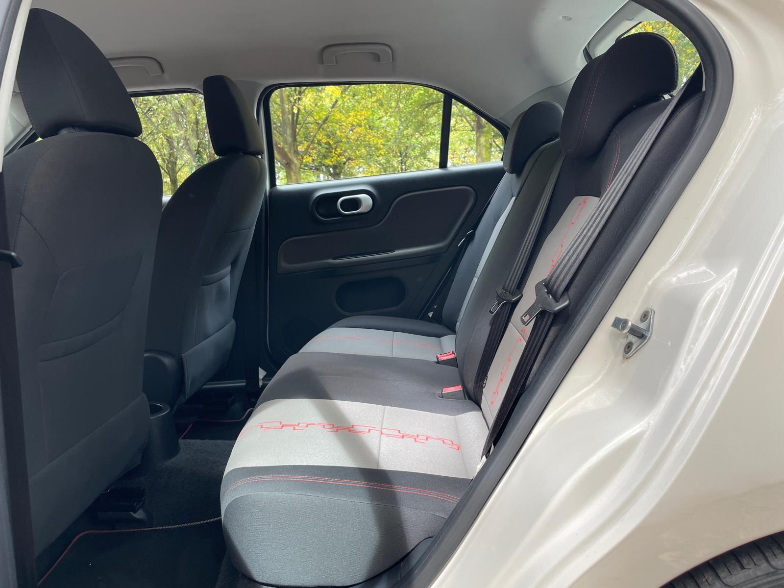 MG MG3 - Image 20
